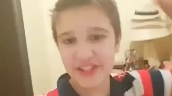 Evo kako danas izgleda dječak iz legendarnog videa, vratio se nakon &scaron;est godina