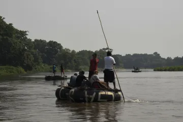 Migrantima počeli oduzimati mobitele, pregledavat će im i usta: 'Obećali smo vratiti red'