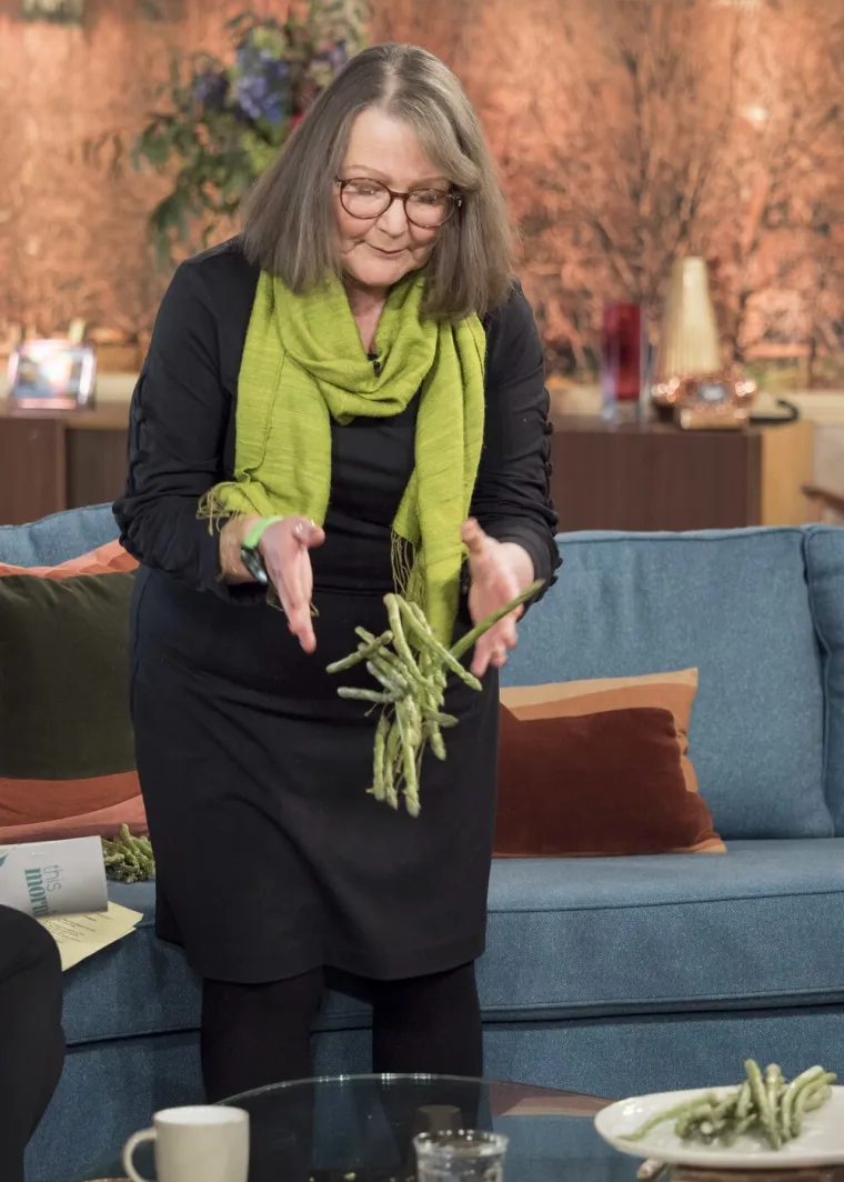 Vidovnjakinja koja proriče iz &scaron;paroga najavila skandale i smrti slavnih osoba