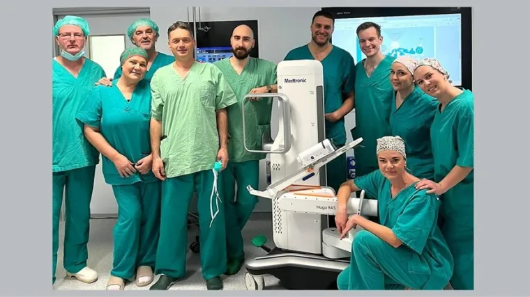 Manji rezovi, manje boli i brži oporavak: U KBC Split obavili 200. operaciju s robotskim asistentom
