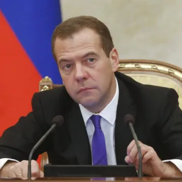 Medvedev nazvao Merza neonacistom i poručio: 'Ne bi mi billo žao da bude otet kao Maduro'