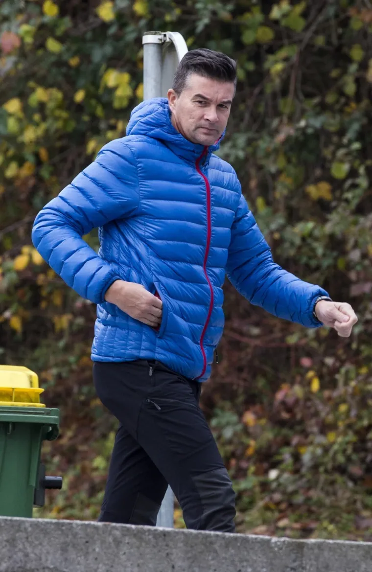 Godinama su ga skrivali od javnosti: Evo kako izgleda brat Melanie Trump koji živi u Sloveniji