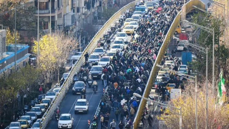 Deveti dan prosvjeda u Iranu: Najmanje 19 ubijeno? 'Smrt diktatoru!'