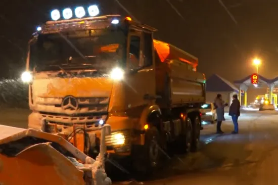 Zimske službe u stalnoj pripravnosti, bili smo u Ravnoj Gori i provjerili stanje na cestama