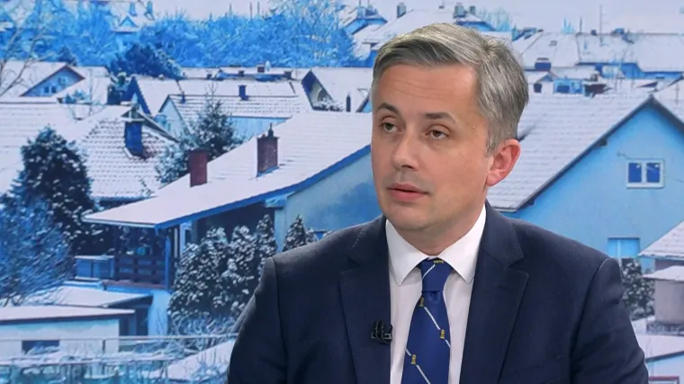 Opasnost od ledene ki&scaron;e i snijega: &Scaron;ef DHMZ-a upozorio građane, ekstremni minusi sve do četvrtka