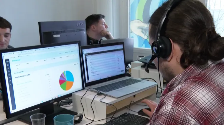 Zbog novog sustava nadzora gužve u Poreznoj i FINA-i: Poduzetnici traže pomoć i osobno