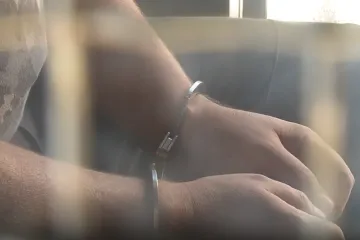 Otac iz okolice Bjelovara tjerao sina da vozi traktor i &scaron;leper: Osuđen je na uvjetni zatvor