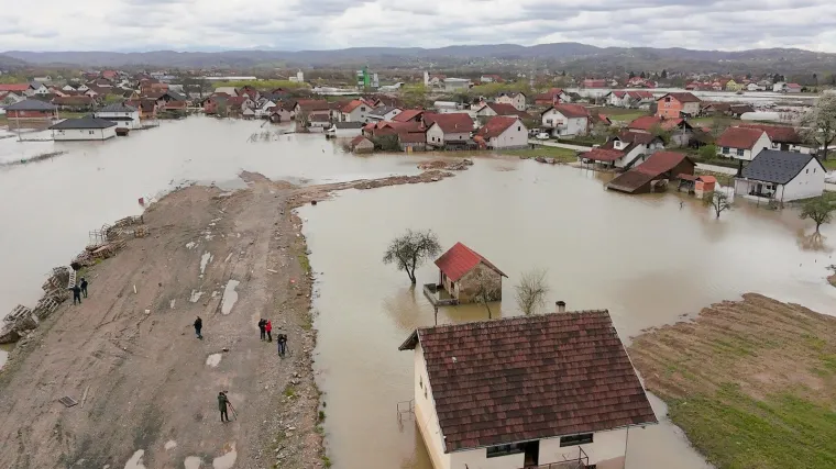 Alarmantno stanje u Hercegovini, kuće poplavljene, rijeke divljaju: Ovo podsjeća na kobnu 2024.
