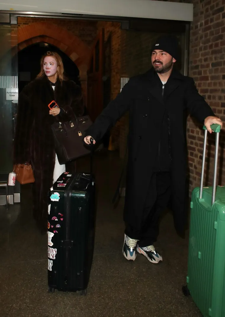 &Scaron;to se dogodilo s licem?! Poznata ljepotica se pojavila u neprepoznatljivom izdanju