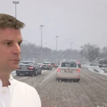 Snijeg paralizirao Zagreb! Ortoped iz Traume: 'U zadnja 24 sata imali smo &scaron;est operacija'