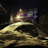 Snijeg u Puli nakon 15 godina! Rijetki prizori odu&scaron;evili građane i turiste