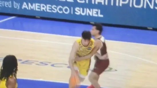 Kakva lakrdija: Utakmica trajala samo 7 minuta! Repe&scaron;a na vrijeme pobjegao iz kluba