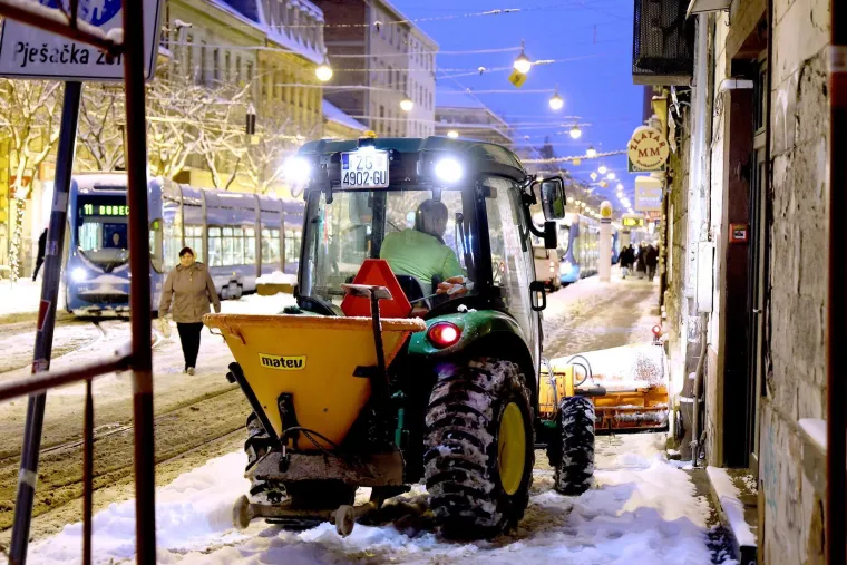 Ledeni kaos u Zagrebu: Na Traumatologiji zavr&scaron;ilo 20 pacijenata, četiri hitno operirana