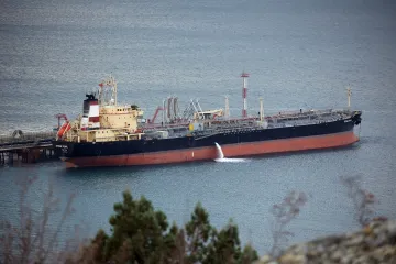 Black Hawkovi krenuli u lov na ruski tanker, Putin poslao ratne brodove! Osvanula napeta snimka