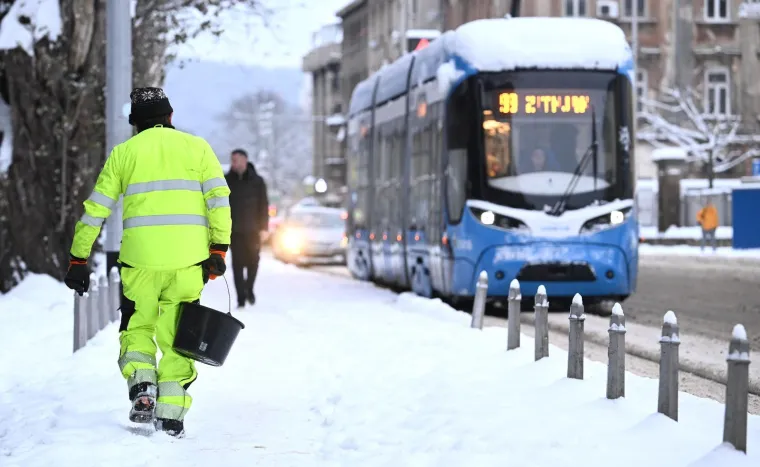 Ledeni kaos u Zagrebu: Na Traumatologiji zavr&scaron;ilo 20 pacijenata, četiri hitno operirana