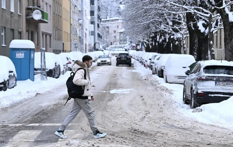 Ledeni kaos u Zagrebu: Na Traumatologiji zavr&scaron;ilo 20 pacijenata, četiri hitno operirana