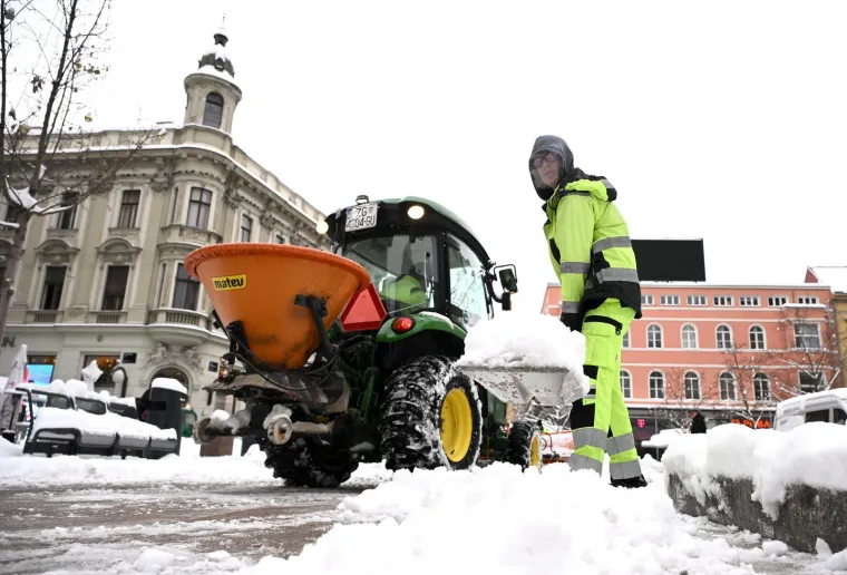 Ledeni kaos u Zagrebu: Na Traumatologiji zavr&scaron;ilo 20 pacijenata, četiri hitno operirana
