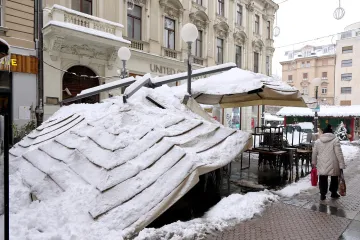 Nadstre&scaron;nica u centru Zagreba propala pod snijegom: Djelatnici ekspresno reagirali