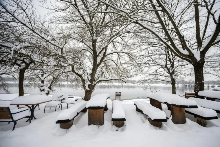 Ledeni kaos u Zagrebu: Na Traumatologiji zavr&scaron;ilo 20 pacijenata, četiri hitno operirana