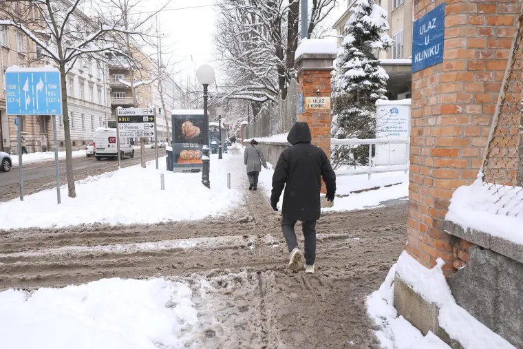 Ledeni kaos u Zagrebu: Na Traumatologiji zavr&scaron;ilo 20 pacijenata, četiri hitno operirana