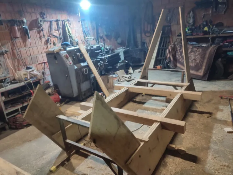 Kad je pao snijeg Goran nije čekao čudo: Radio cijelu noć kako bi razveselio svu djecu u selu