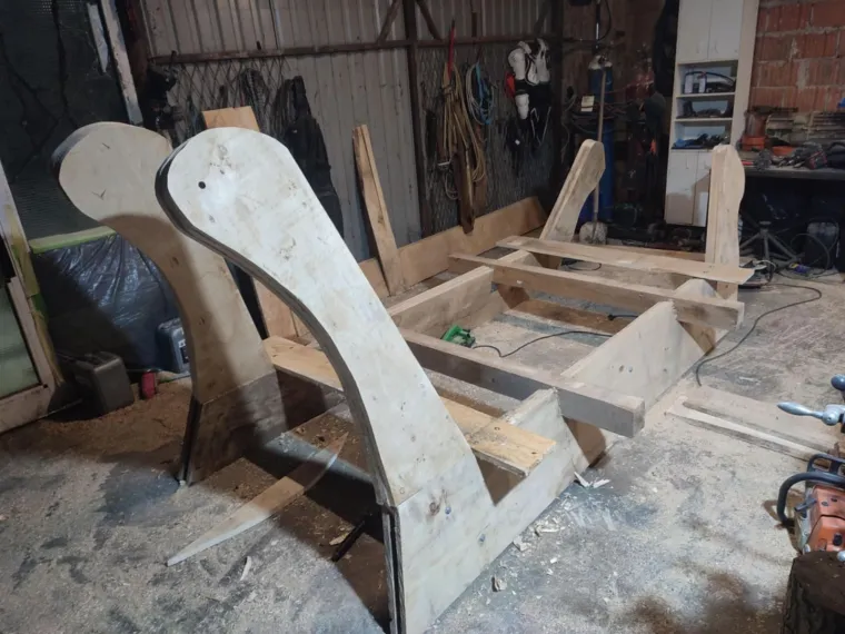 Kad je pao snijeg Goran nije čekao čudo: Radio cijelu noć kako bi razveselio svu djecu u selu