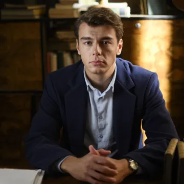 Nikola iz 'Divljih pčele' je i u stvarnom životu romantičar: Ovako je zaprosio svoju Moniku