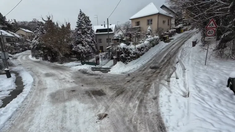 Građani podijeljeni oko rada zimskih službi: 'Katastrofa! Zagreb je bio u kolapsu'