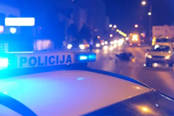 Incident u Vukovaru: Trojica mu&scaron;karaca prijetila policiji, jedan policajac lak&scaron;e ozlijeđen