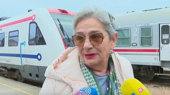 Putnici o drami u vlaku koji je zapeo zbog leda i snijega: 'U jednom kupeu bilo je puno djece...'
