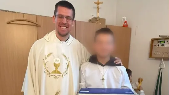 Ministranta iz Trogira župa nagradila konzolom zbog zornica: Evo &scaron;to na to kaže psihologinja za djecu