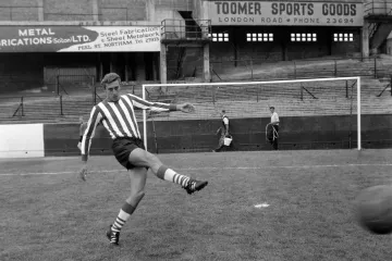 Umro legendarni engleski golgeter: Bio je svojedobno najskuplji igrač u zemlji