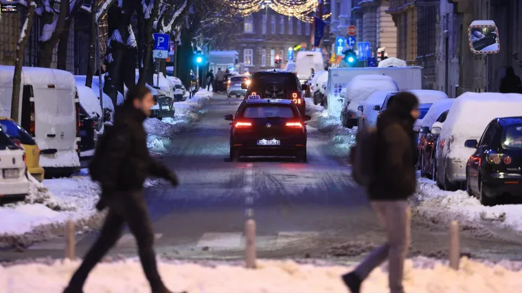 Hrvatska se probudila pod debelim minusima: Na jednom mjestu izmjerili -19!