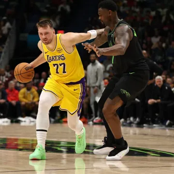 Luka Dončić dominirao parketom, a svi su primjetili tenisice na njegovim nogama: Evo koliko ko&scaron;taju