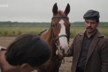 Sve vi&scaron;e gledatelja staje uz Čavku! Publika odu&scaron;evljena izvedbom Davora Pavića: 'Opasan si glumac!'