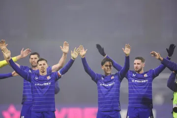 Dok je Zagreb zatrpan u snijegu, Plavi uživaju u sunčanom Čatežu: Pogledajte fotku dana