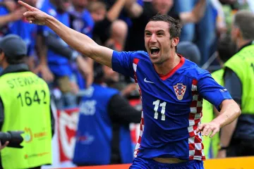 Darijo Srna po prvi put gleda nećaka Zvonimira! Otkrio nam je veliku tajnu: 'Mora voditi računa o jednom'