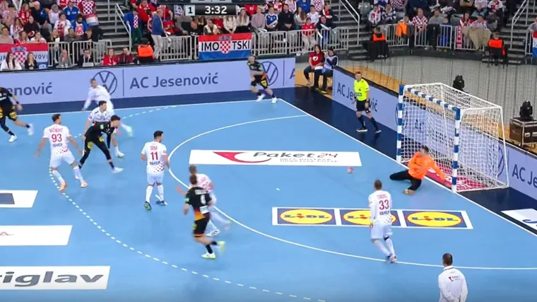 Na&scaron;a hobotnica u formi: Mandić od samog početka Nijemcima brani nemoguće