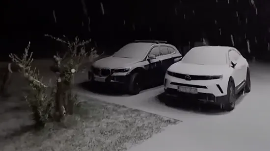 Slavonija se probudila okovana ledom, u Dalmaciji pada snijeg