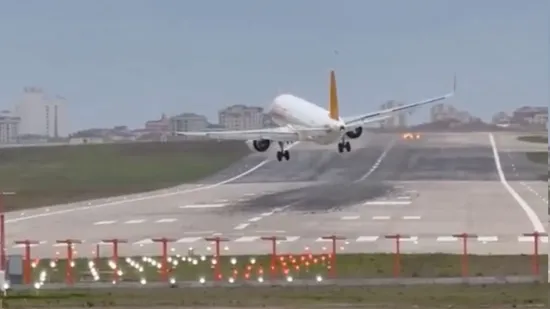 Drama od koje zastaje dah: Vjetar paralizirao zrakoplov tik od tla, pilot spriječio tragediju