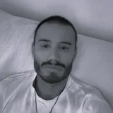 Preminuo poznati srpski estradni frizer: Imao je samo 42 godine, a uzrok smrti nije poznat