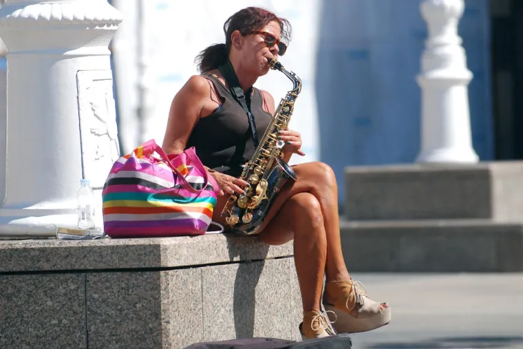 Bila je prepoznatljivo lice Zagreba, glazbom je krasila ulice i pisala, a umrla u neima&scaron;tini