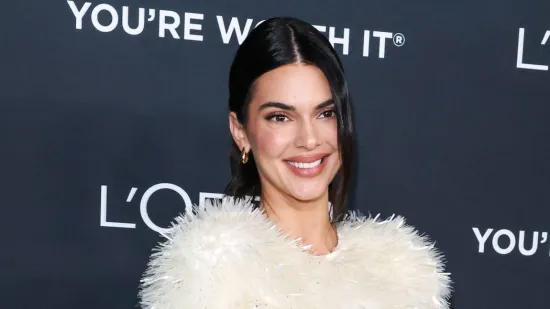 Kendall Jenner progovorila o tračevima: 'Nisam lezbijka, ali ne zatvaram vrata iskustvima'