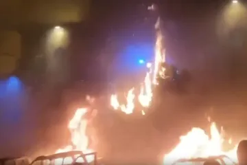 Iran u plamenu! Je li ovo kraj režima? Gore banke, željeznica, a sve je počelo zbog jedne stvari