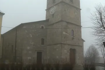 Lažni svećenik 'blagoslivlja' kuće! Nitko ga nije prijavio pa jo&scaron; 'operira' ovim područjem