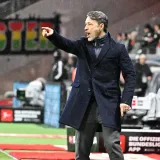 Ludnica u Frankfurtu: Borussia spasila bod u 96. minuti!