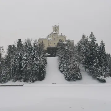 Bajkoviti prizori dvorca Trako&scaron;ćan pod snijegom kao da su ispali iz slikovnice