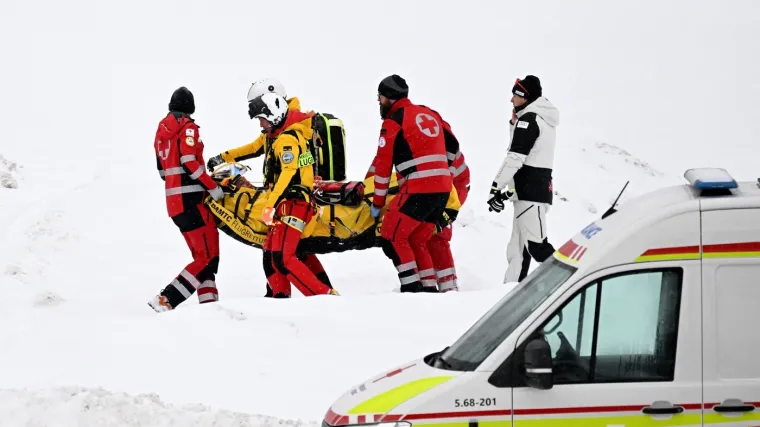 Stra&scaron;an pad austrijske skija&scaron;ice. Zbog ozljede je helikopter morao odvesti u bolnicu