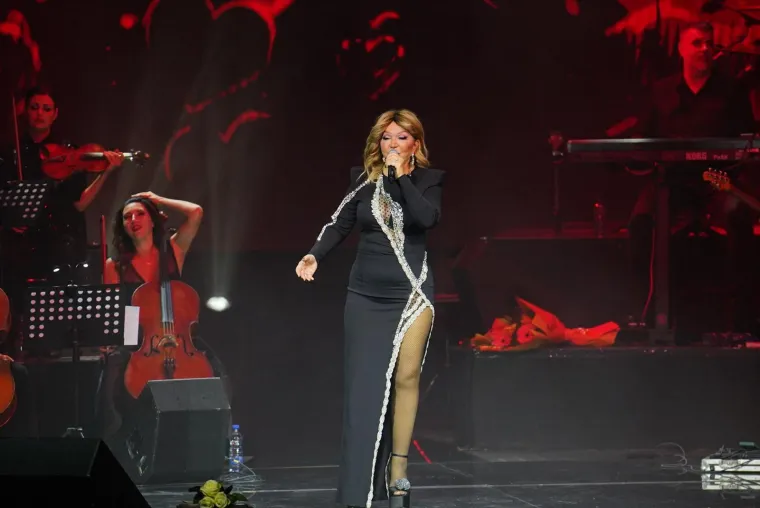 Ovaj mu&scaron;karac je bio prva velika ljubav Nede Ukraden: Riječ je o mu&scaron;karcu iz Imotskog