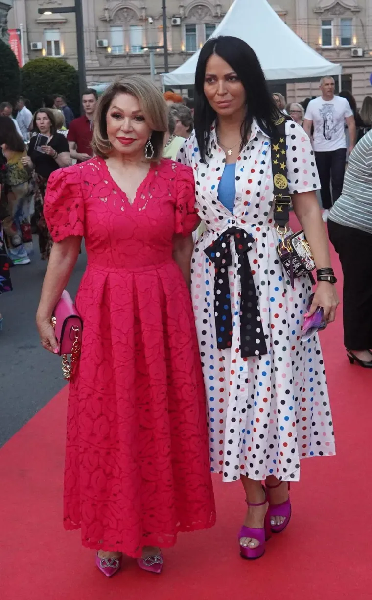 Ovaj mu&scaron;karac je bio prva velika ljubav Nede Ukraden: Riječ je o mu&scaron;karcu iz Imotskog